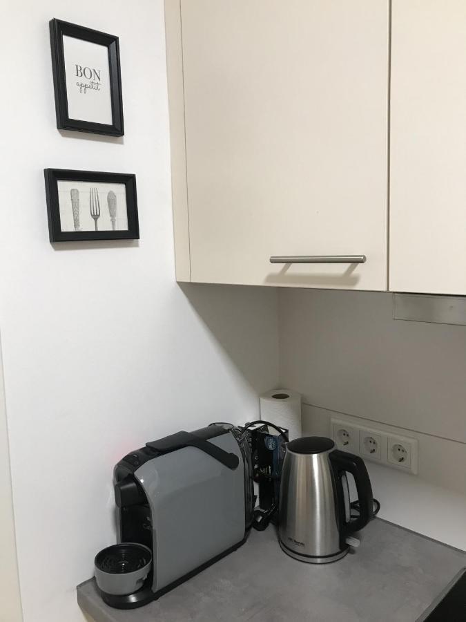 Apartment Tiny Spring *